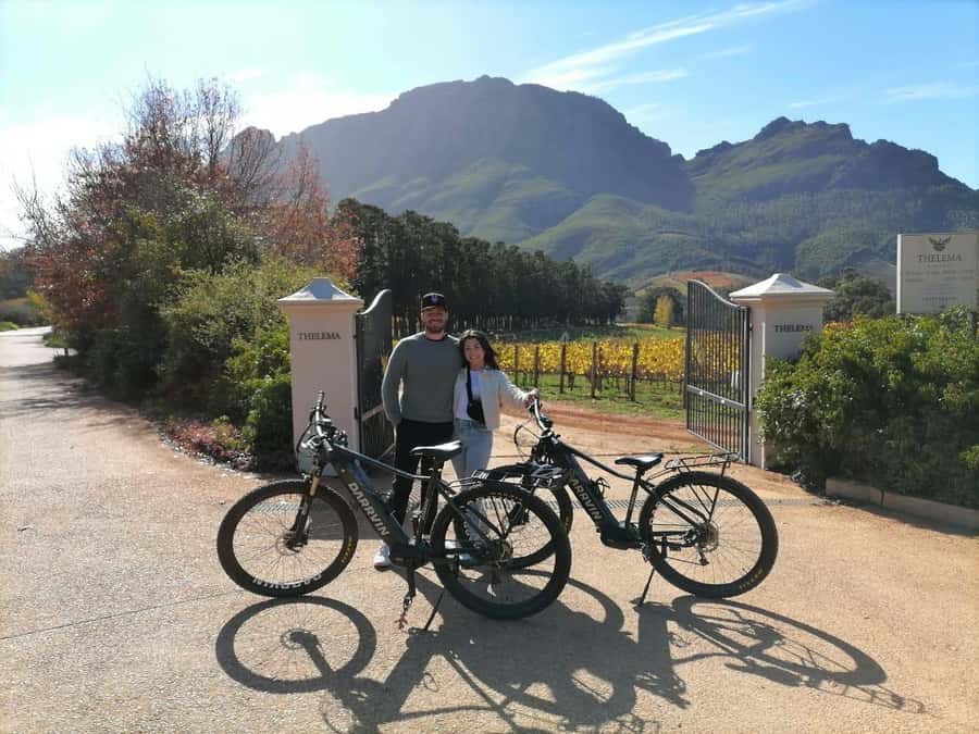 Stellenbosch: Stellenbosch E-Bike & Wine Tour (Shared Tour) - The First Winery Stop