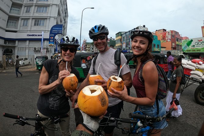 Streetfood Cycling Tour from Colombo - Three to four hours is a useful length