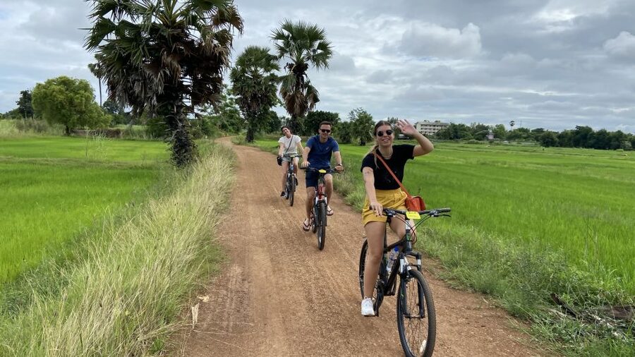 Sukhothai: Historical Park & Countryside Cycling Tour - Why cycling gives Sukhothai more meaning