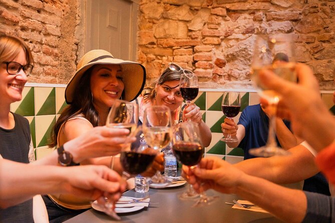 Tapas, Wine, and Culture: A Bike Ride Through Barcelona’s Heart - El Born and the city of 1700
