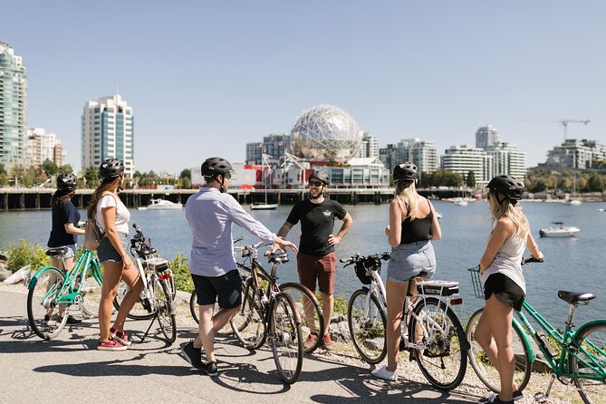 The Grand Bicycle Tour by Cycle City Tours - A brief look at the West End and nearby beaches