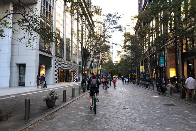 Tokyo Bike Tour: Shibuya & Hidden Tokyo - Cat Street and the shift toward Harajuku