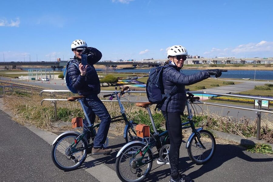Tokyo: Super Local Private E-bike Cycling Tour from Asakusa - Why the private format matters