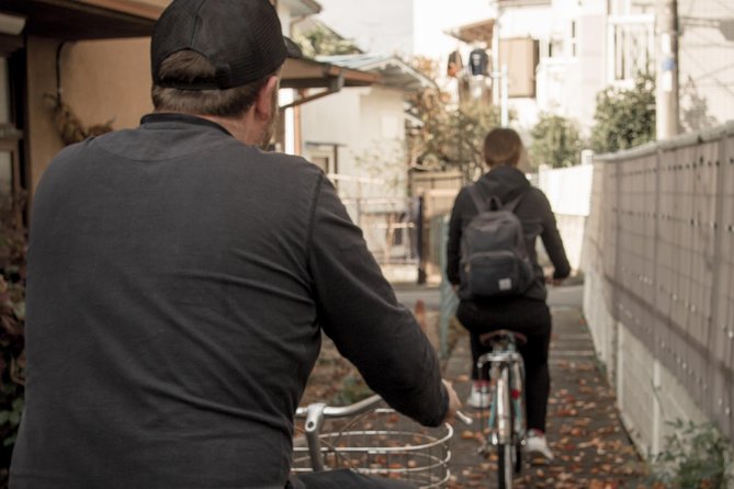 Tokyo West-Side Cycling & Food Tour - Andy’s guiding style and the value of conversation
