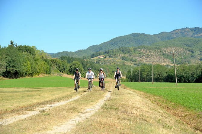 Tuscan countryside bike tour and food tasting - Pieve di San Cassiano in Padule