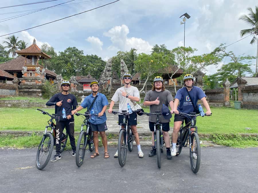 Ubud: Kintamani Downhill Cycling with small group & Private - Starting at Pukuh Sari in Kintamani