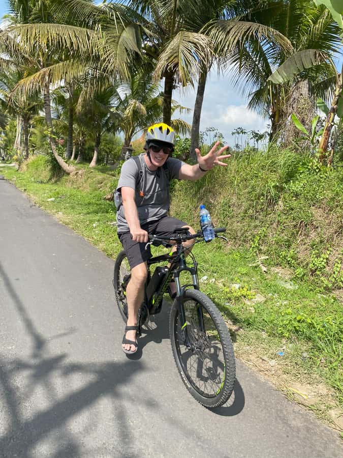 Ubud: Kintamani Downhill Cycling with small group & Private - A local school and a closer look at daily life