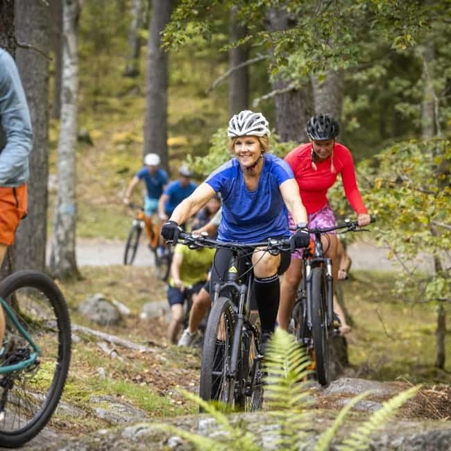 Uppsala: Mountain Bike Rental with Helmet - Starting with a three-hour bike and a blank map