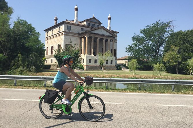 Venice Countryside Bike Tour - Villa Widmann’s rooms and garden