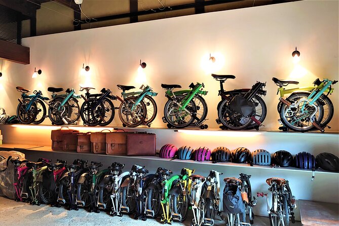 Wakimachi BROMPTON Slow Cycling Tour - Udatsu Street and Wakimachi’s merchant houses