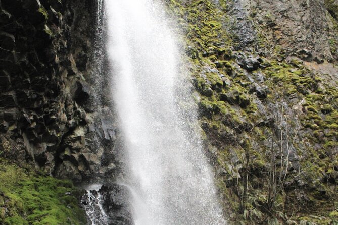 Waterfalls & Waterfront E-Bike Tour on Car-Free Bike Path - The Columbia River swimming hole