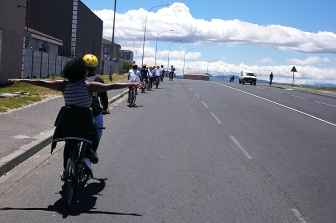 Woodstock art, Township cycling, Muizenberg beach and Chapman's Peak - Woodstock street art, only 10 minutes from the city center