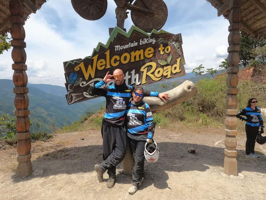 World's Most Dangerous Road "Private" Mountain Biking Trip - Getting set up with the right equipment