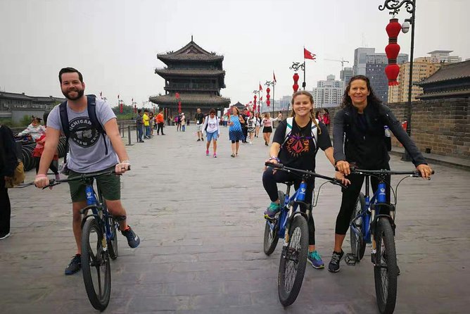 Xi'an City Center Private Cycling and Walking Tour - Seeing Xi’an from the Bell Tower