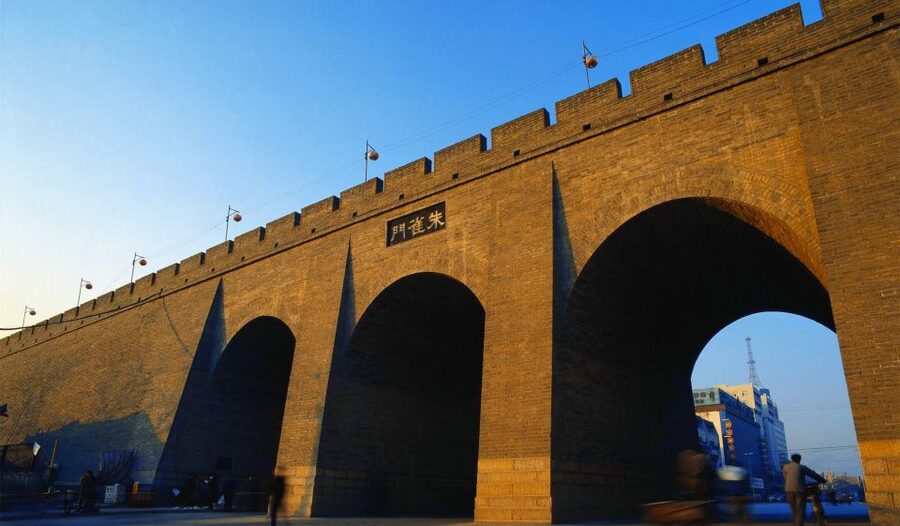 Xi'an City Wall Private Guided Tour with Cycling Option - Timing, clothing, and practical details