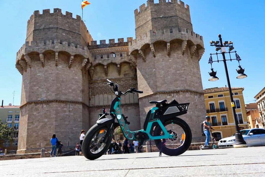 Yamaha Fat Bike Adventure: Valencia’s Past and Future - Why this route works so well in Valencia