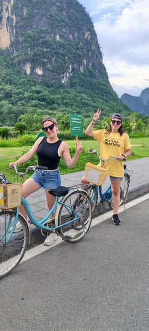 Yangshuo: Highlights Karst landscapes & Village Cycling - Xianggong Hill and the 360-degree view